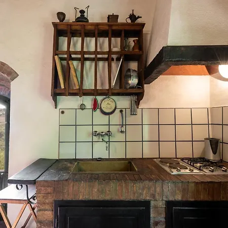 Torre Mediovale Dei Conti * Gambassi Terme